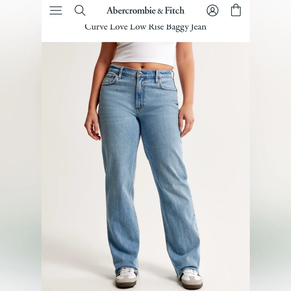 Abercrombie and Fitch Low Rise Baggy Jeans - Picture 2 of 3